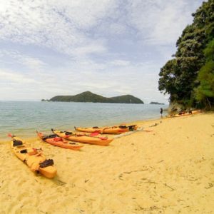 abel tasman kayaks